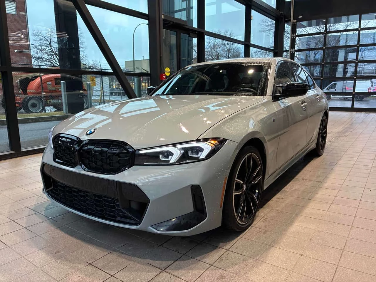 BMW 340 M340i xDrive  CARFAX | Mobile.bg � ����������� 3