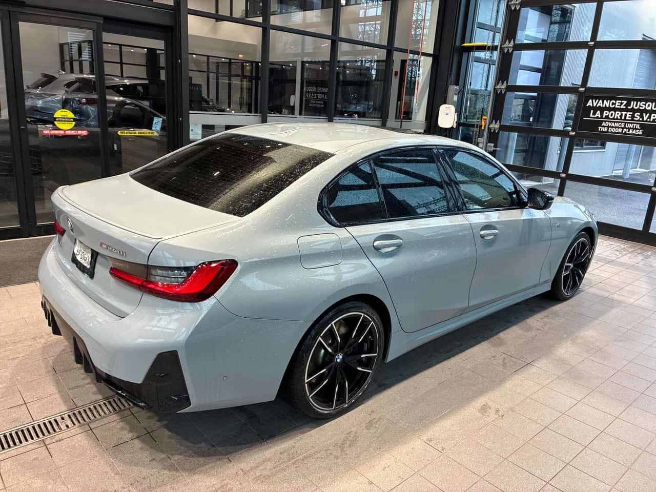 BMW 340 M340i xDrive  CARFAX | Mobile.bg � ����������� 4