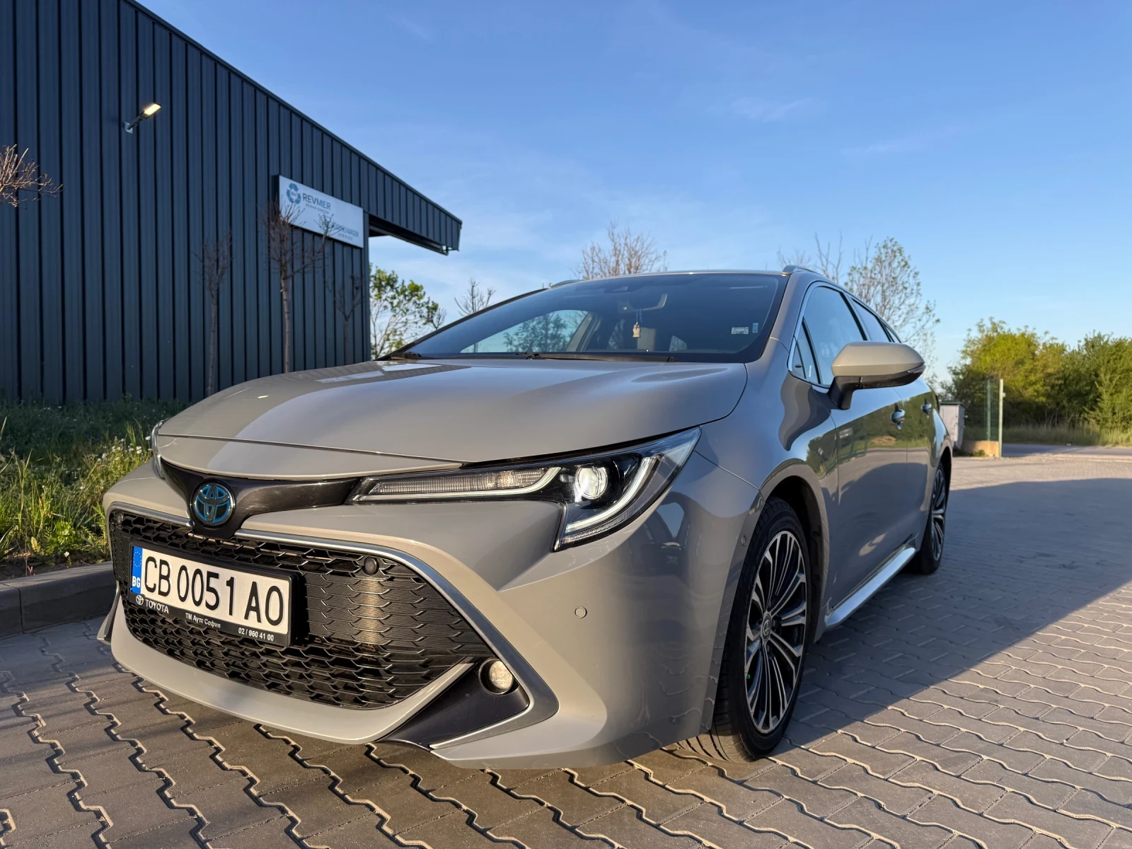 Toyota Corolla Hatchback / Touring Sports (�����) �������� 2032 | Mobile.bg � ����������� 2