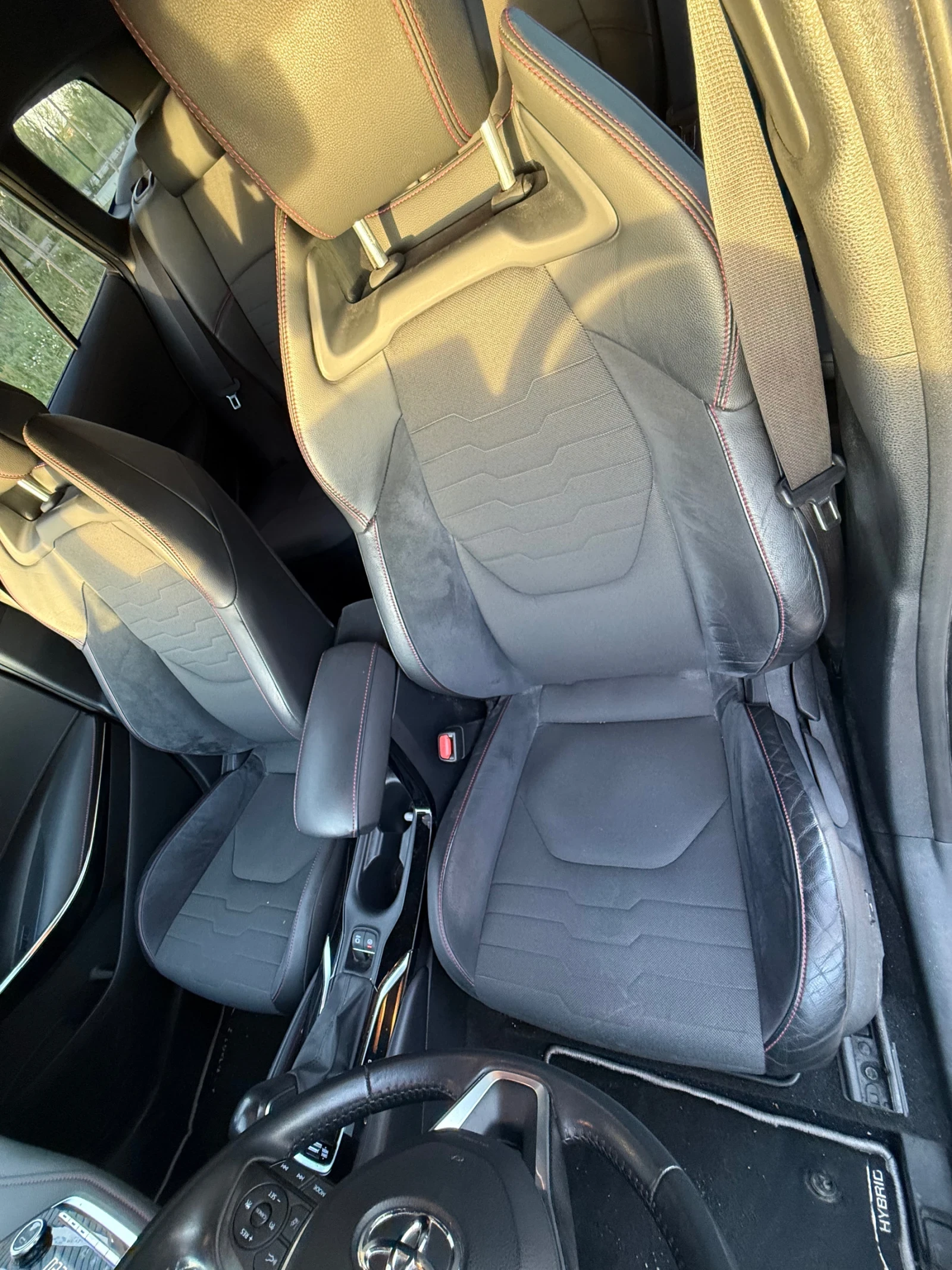 Toyota Corolla Hatchback / Touring Sports (�����) �������� 2032 | Mobile.bg � ����������� 17