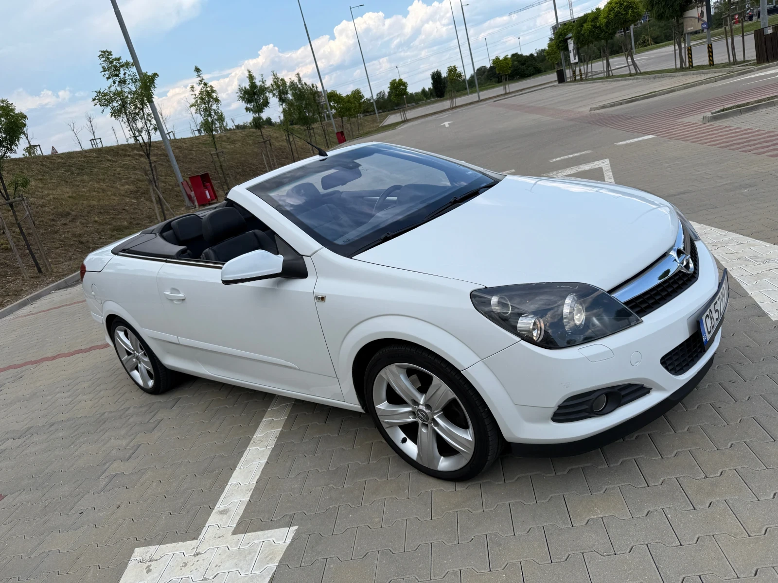 Opel Astra, снимка 3 - Автомобили и джипове - 54564560