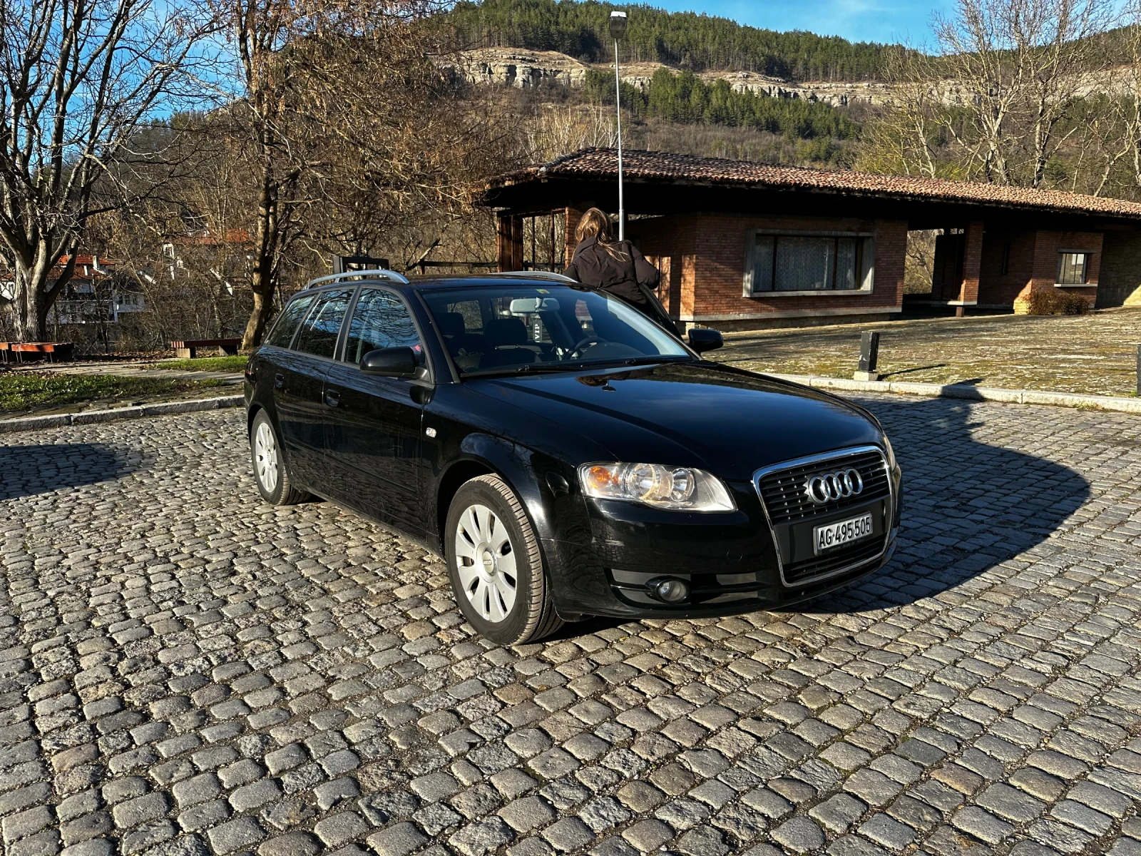 Audi A4 2.0 tfsi 200кс 6 скорости