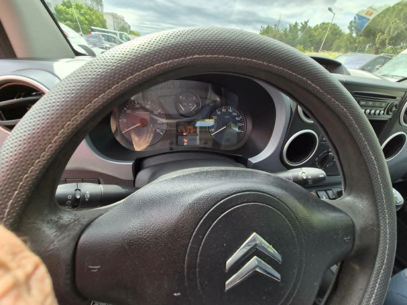 Citroen Berlingo 1.6, снимка 7 - Автомобили и джипове - 54719753