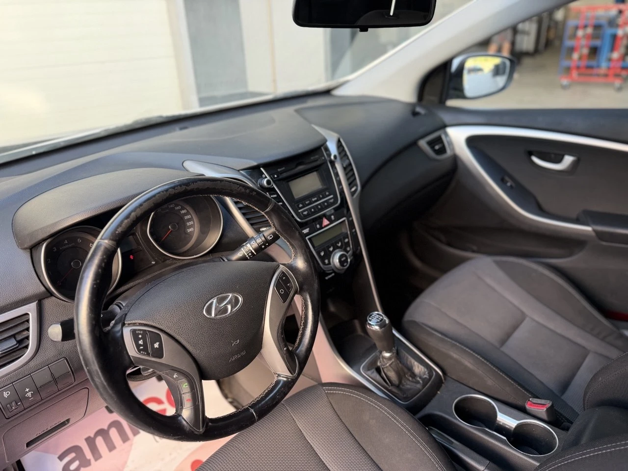 Hyundai I30 1.4i, снимка 10 - Автомобили и джипове - 54974221