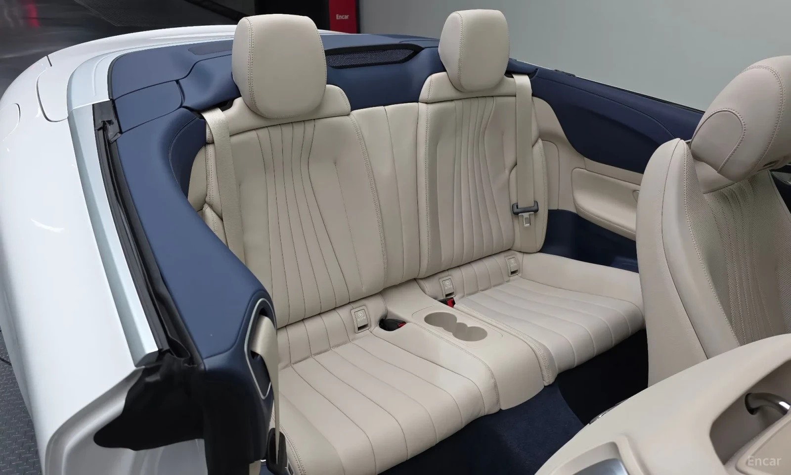 Mercedes-Benz E 450 4MATIC* БЯЛА ПЕРЛА* UNIKAT* TOP* AMG PACK* 8000KM!, снимка 12 - Автомобили и джипове - 55184338