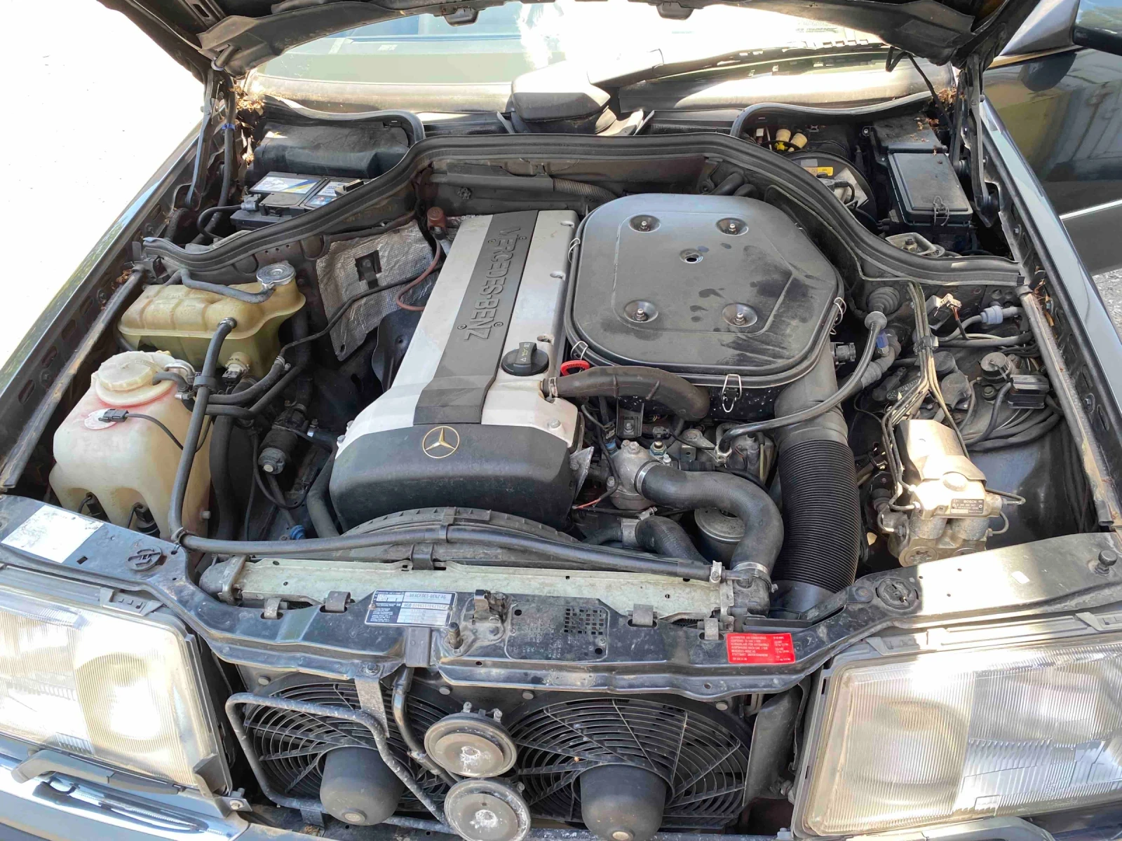 Mercedes-Benz 124, снимка 5 - Автомобили и джипове - 55379759