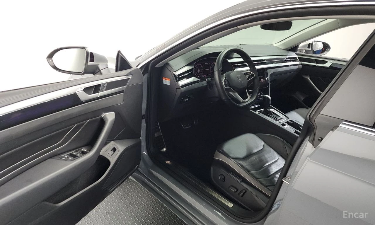 VW Arteon 2.0* PRESTIGE* МАСАЖ* ОБДУХ* 360* КРАЙНА ЦЕНА, снимка 8 - Автомобили и джипове - 55517737