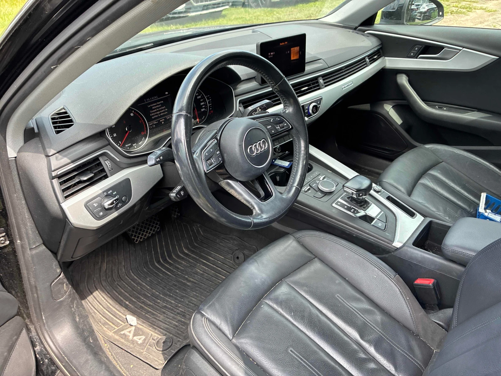 Audi A4 * Komfort * CARFAX * ОТ ПРЕДСТАВИТЕЛСТВО НА АУДИ *, снимка 5 - Автомобили и джипове - 55842715