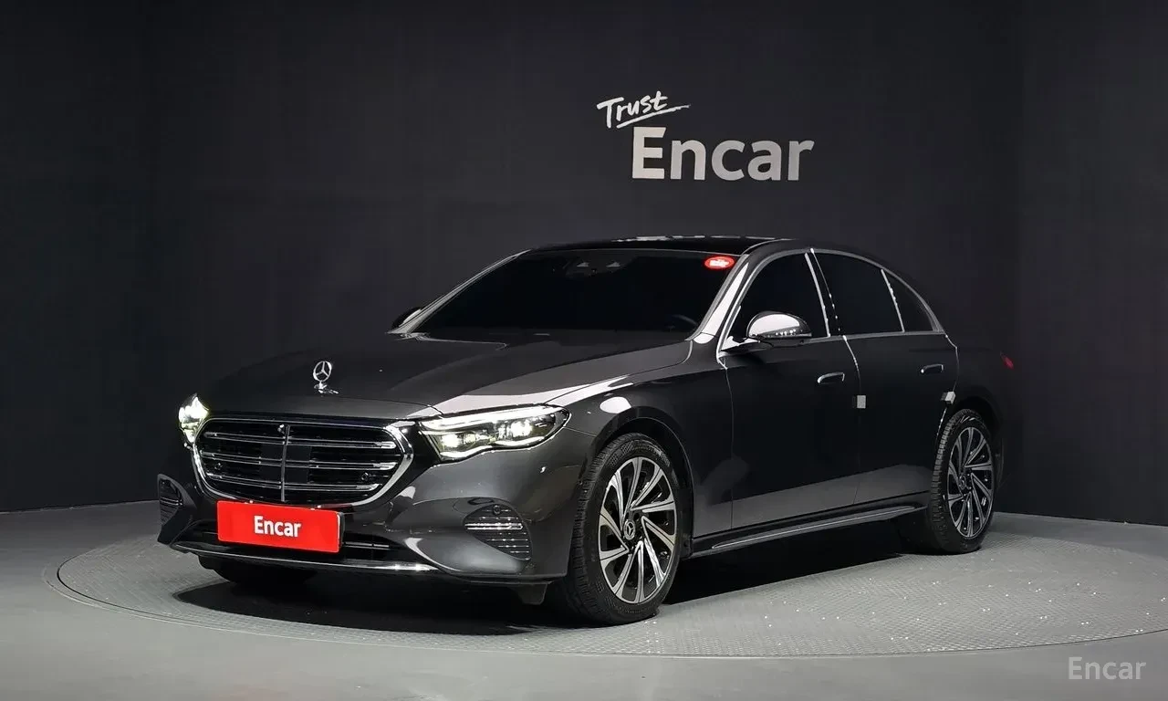 Mercedes-Benz E 300 4MATIC* 360 КАМЕРИ* ХЕД-ЪП* КРАЙНА ЦЕНА* 