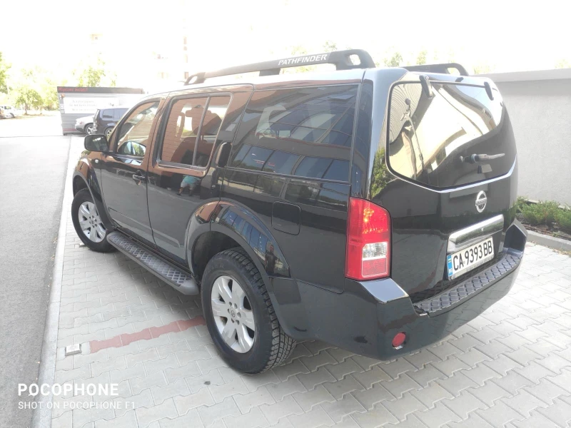 Nissan Pathfinder, снимка 1 - Автомобили и джипове - 47284070