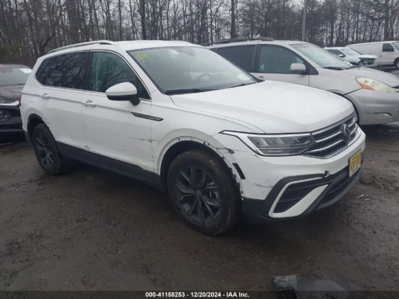 VW Tiguan 2.0T SE/WOLFSBURG EDITION, снимка 17 - Автомобили и джипове - 48618221