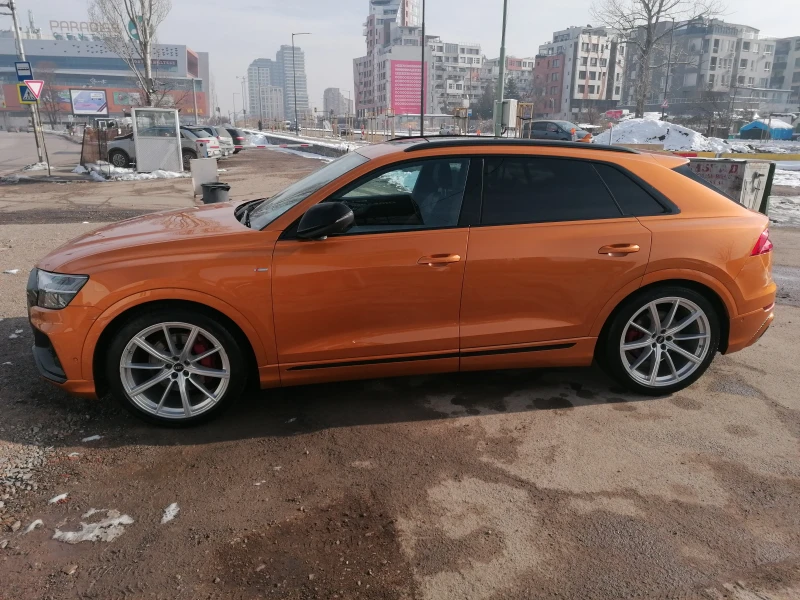 Audi Q8 S-Line, снимка 1 - Автомобили и джипове - 48754271