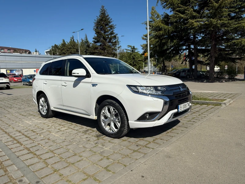 Mitsubishi Outlander PHEV 2.4, снимка 2 - Автомобили и джипове - 52016114