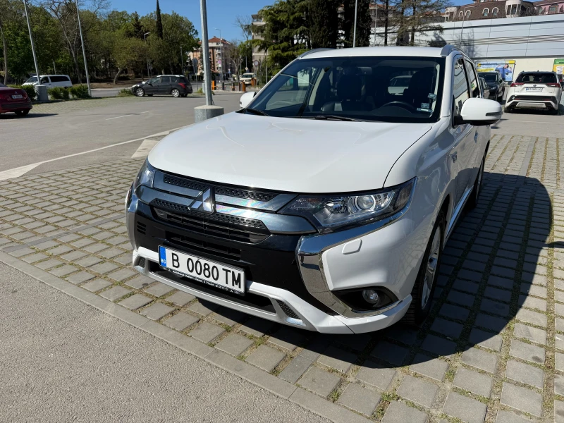 Mitsubishi Outlander PHEV 2.4, снимка 3 - Автомобили и джипове - 52016114