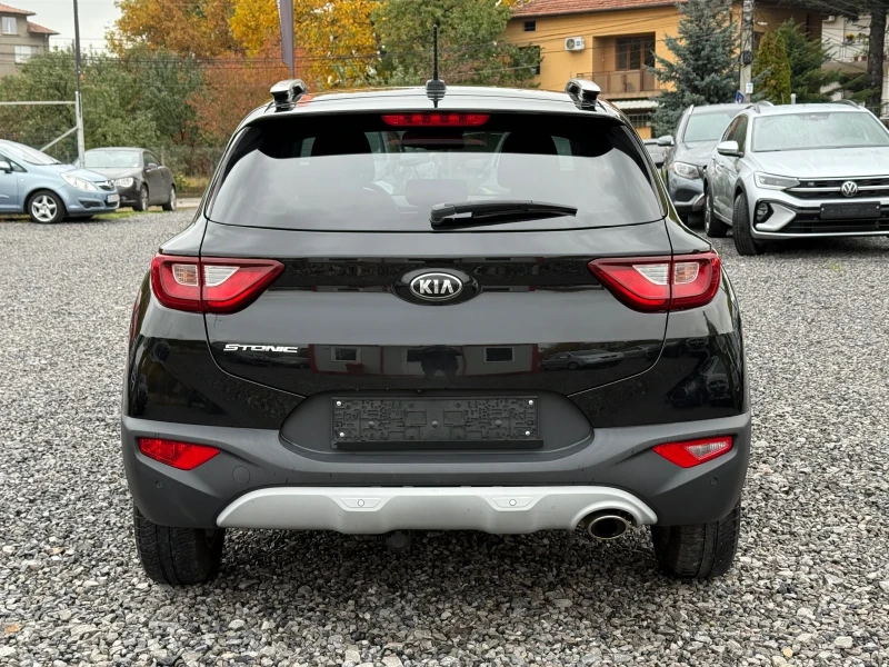 Kia Stonic 1.4i (100 кс)EU6/Navi/Camera/Подгрев седалки-волан, снимка 7 - Автомобили и джипове - 52100221