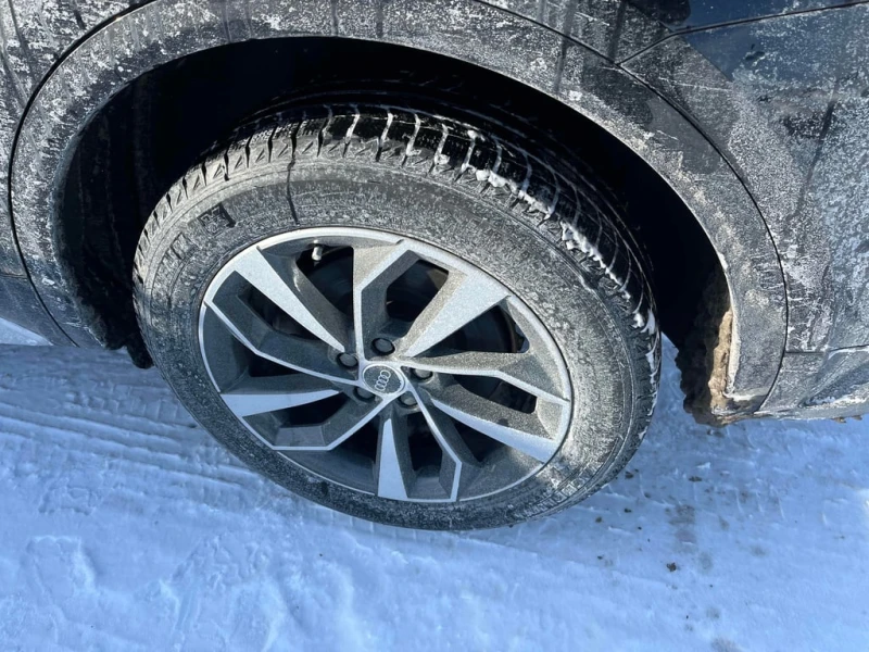 Audi Q5 Technik * CARFAX * ДИСТРОНИК* ПОДГРЕВИ, снимка 6 - Автомобили и джипове - 53303622