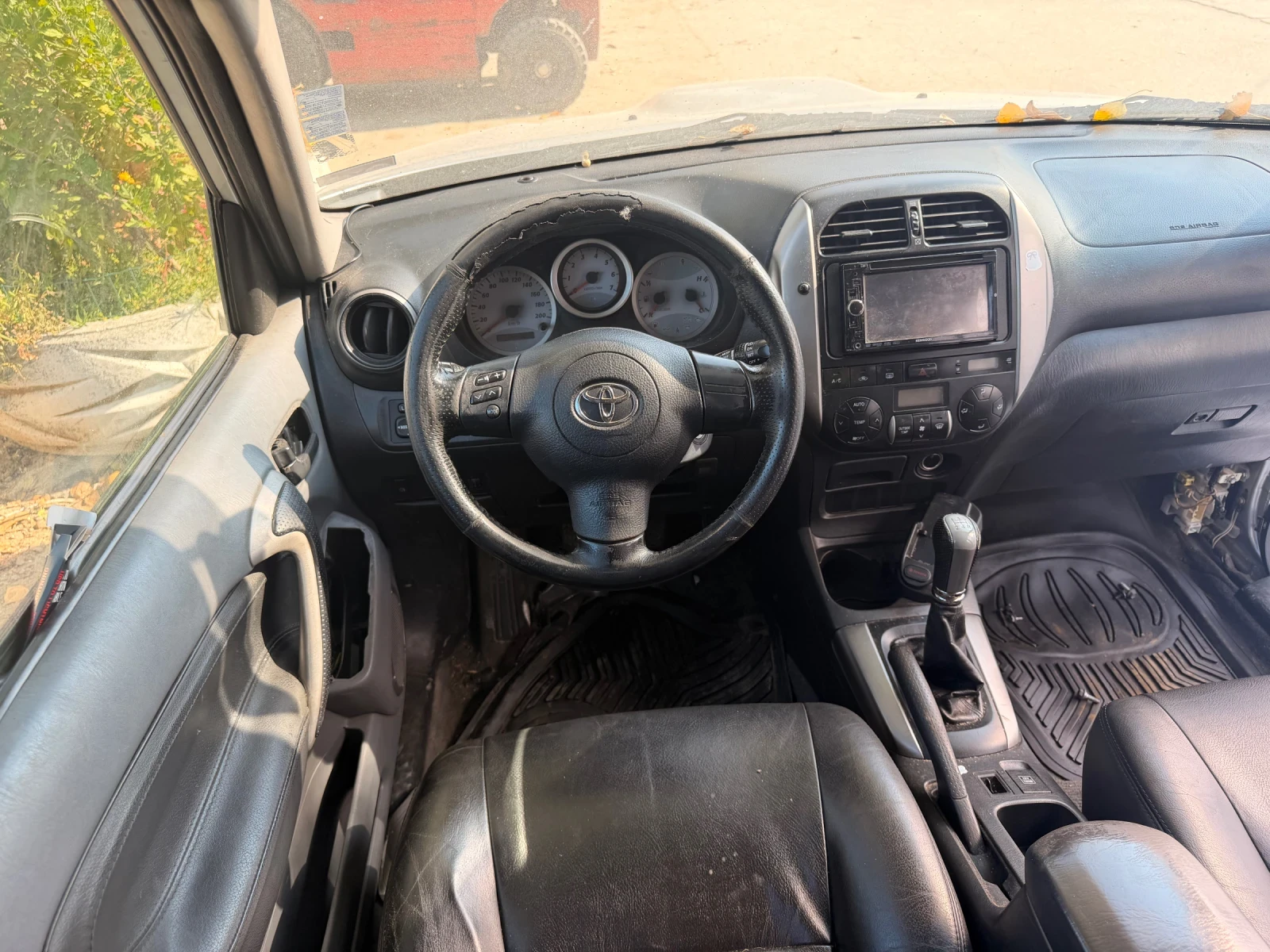 Toyota Rav4 2.0 D4D фейс - кожа / ролбар, снимка 2 - Автомобили и джипове - 36602302