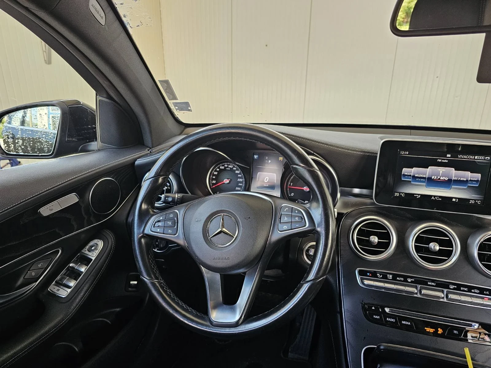 Mercedes-Benz GLC 220 4 MATIC  - изображение 9