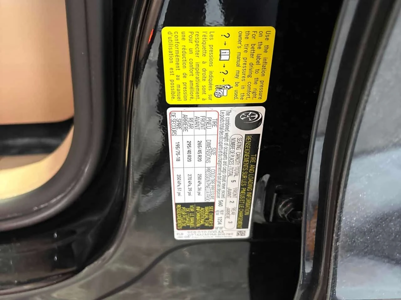 Porsche Macan * AWD * CARFAX * BOSE * ОБДУХВАНЕ * КЛИП НА МОТОРА, снимка 10 - Автомобили и джипове - 54044182