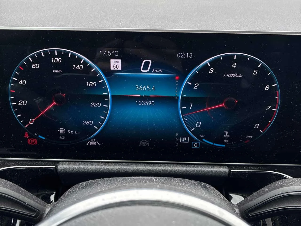 Mercedes-Benz GLA 250 4МАTIC* DISTRONIC* 360КАМЕРИ* PANO* + ГУМИ, снимка 8 - Автомобили и джипове - 54222240