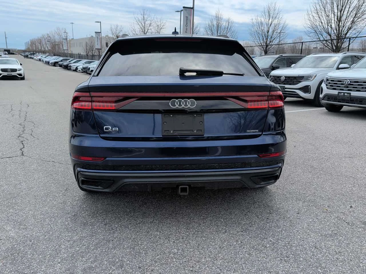 Audi Q8 * Technik * CARFAX * ЦЕНА ДО БГ, снимка 4 - Автомобили и джипове - 54385508