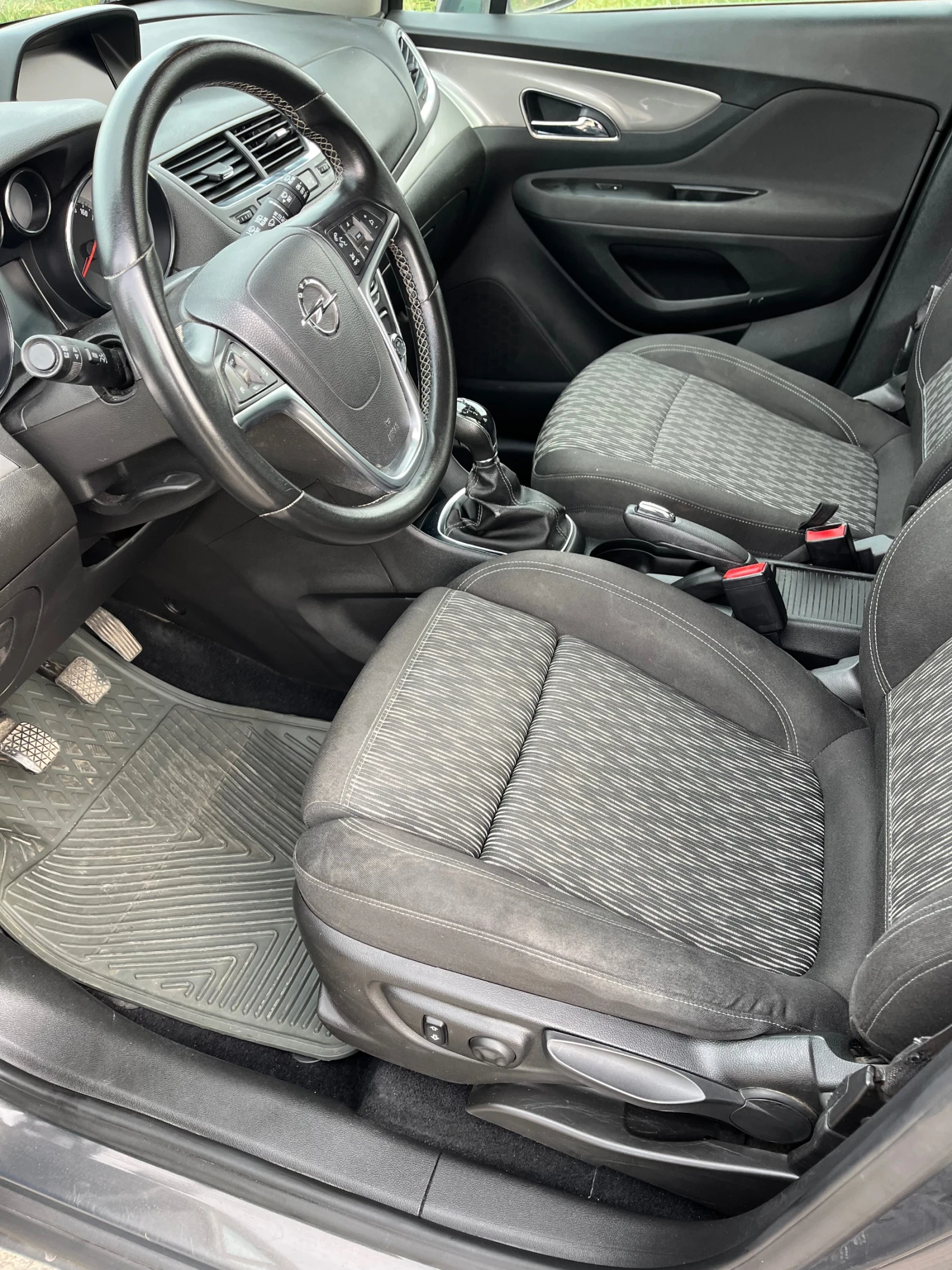 Opel Mokka, снимка 5 - Автомобили и джипове - 54802970