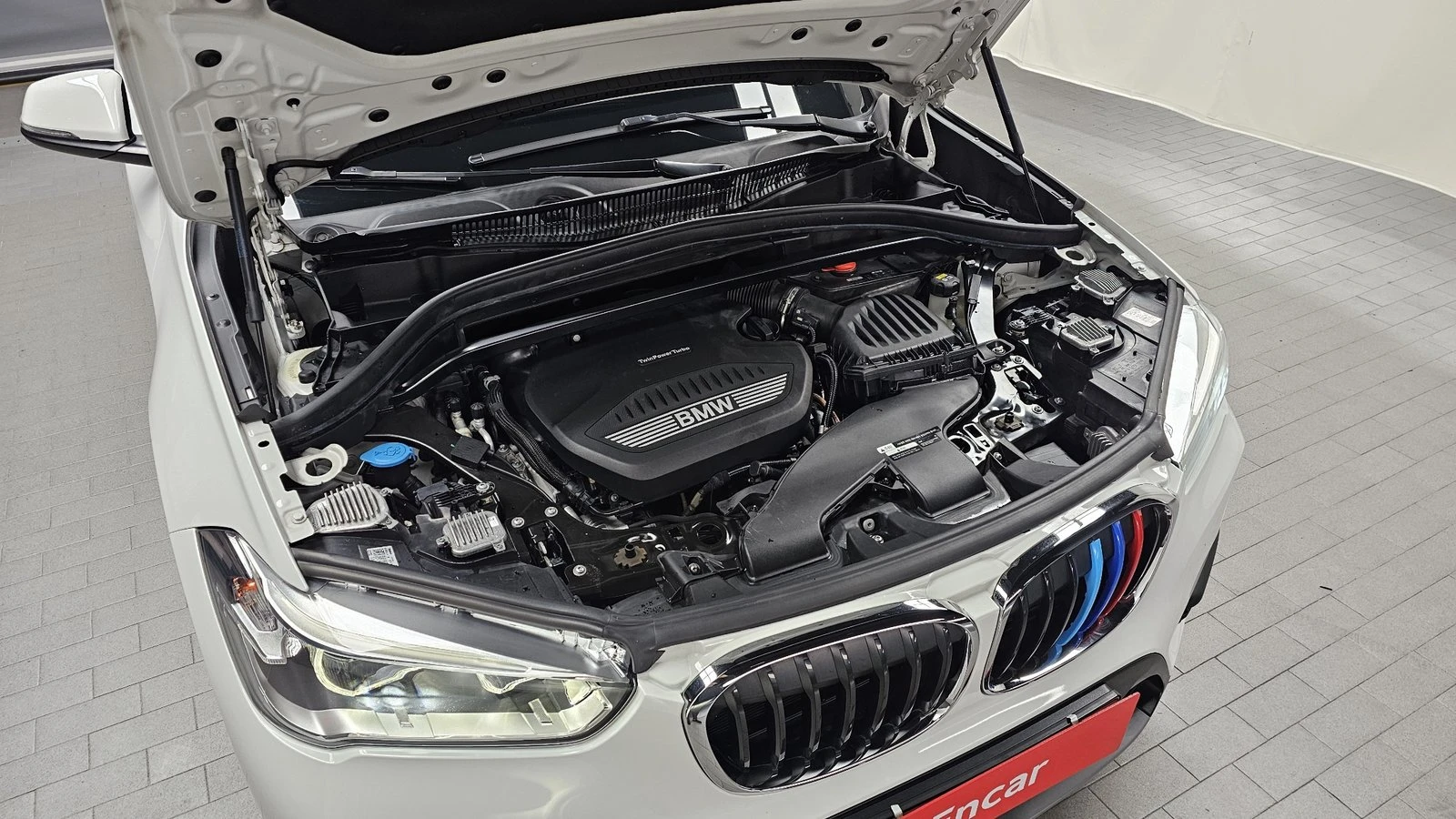 BMW X1 xDrive20d НАЛИЧНА КРАЙНА ЦЕНА, снимка 6 - Автомобили и джипове - 55243756