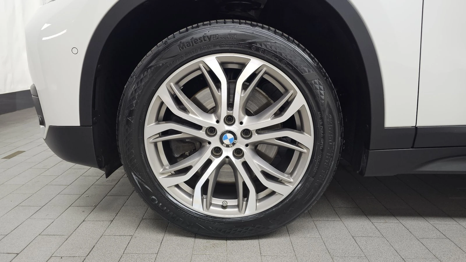 BMW X1 xDrive20d НАЛИЧНА КРАЙНА ЦЕНА, снимка 5 - Автомобили и джипове - 55243756