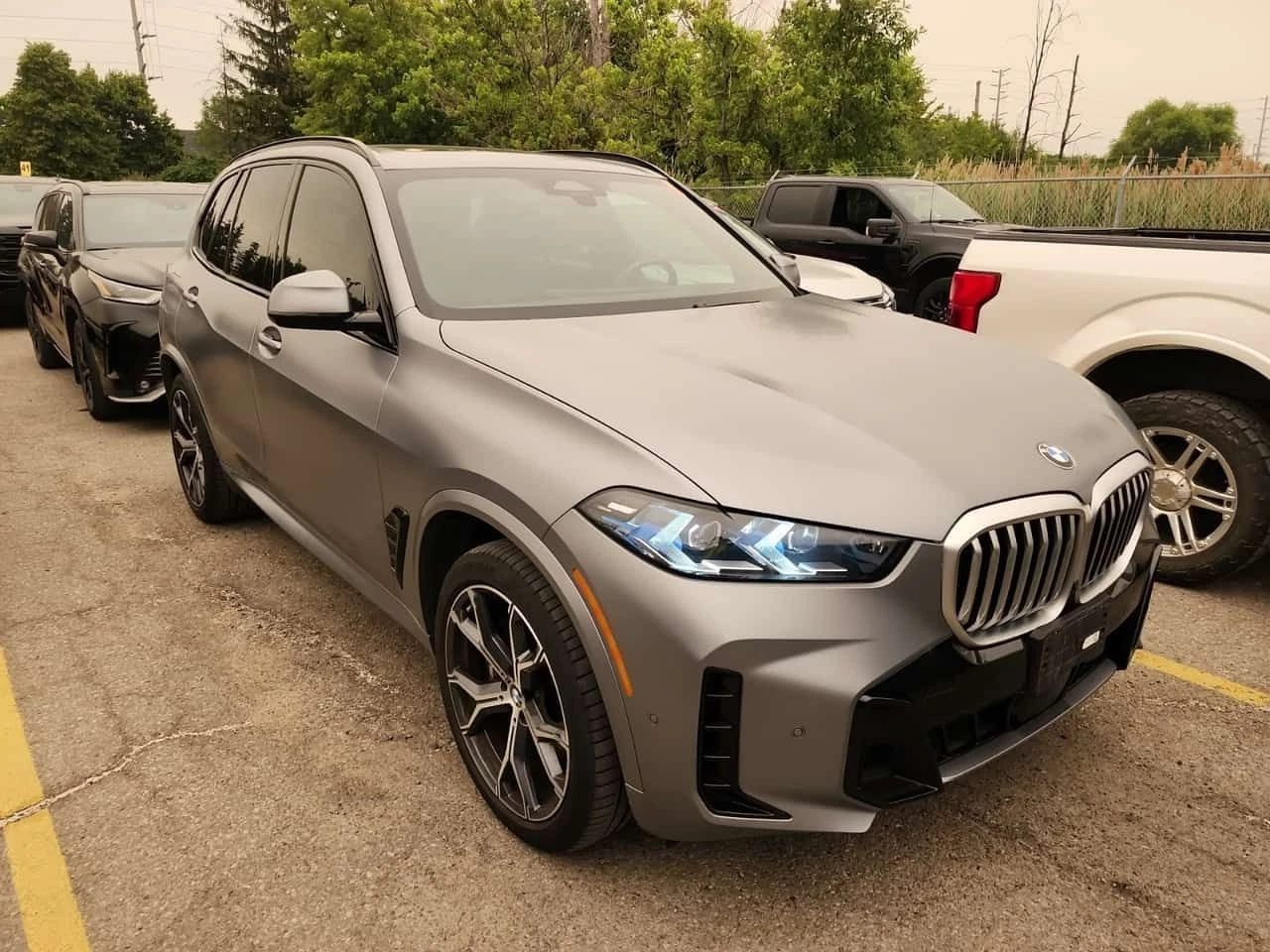BMW X5 М ПАКЕТ/xDrive40i/ЛАЗЕРИ/HEAD UP/ДИСТРОНИК/360 КАМ, снимка 2 - Автомобили и джипове - 55318425