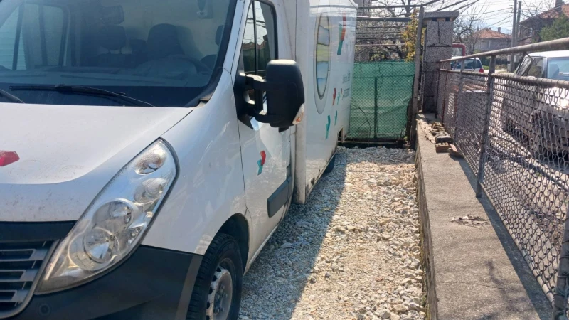 Renault Master 2.3, снимка 2 - Бусове и автобуси - 49341562