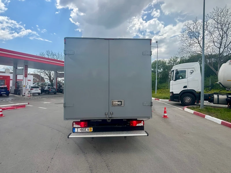 VW Crafter 2.0TDI KAT B NAVI KLIMA 4.40m, снимка 3 - Бусове и автобуси - 50033209