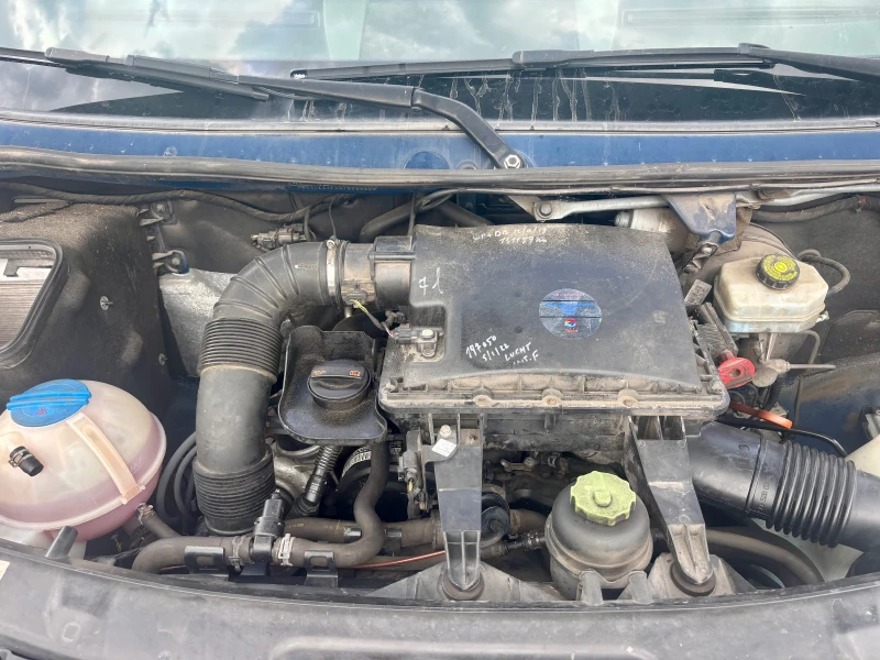 VW Crafter 2.0TDI KAT B NAVI KLIMA 4.40m, снимка 12 - Бусове и автобуси - 50033209