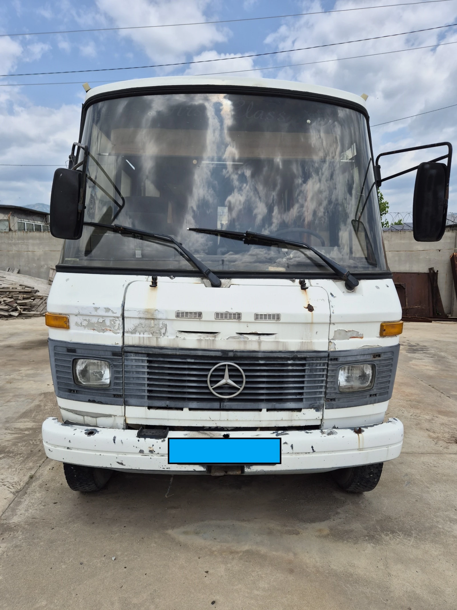 Mercedes-Benz 613, снимка 1