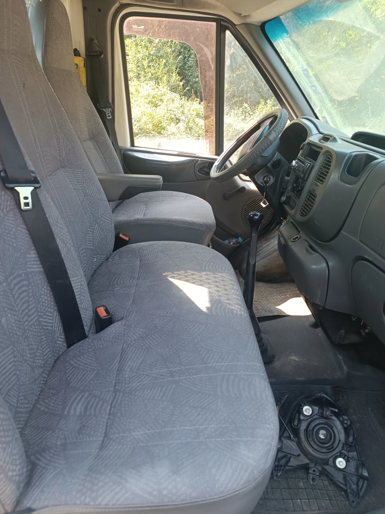 Ford Transit 2.4 - изображение 6