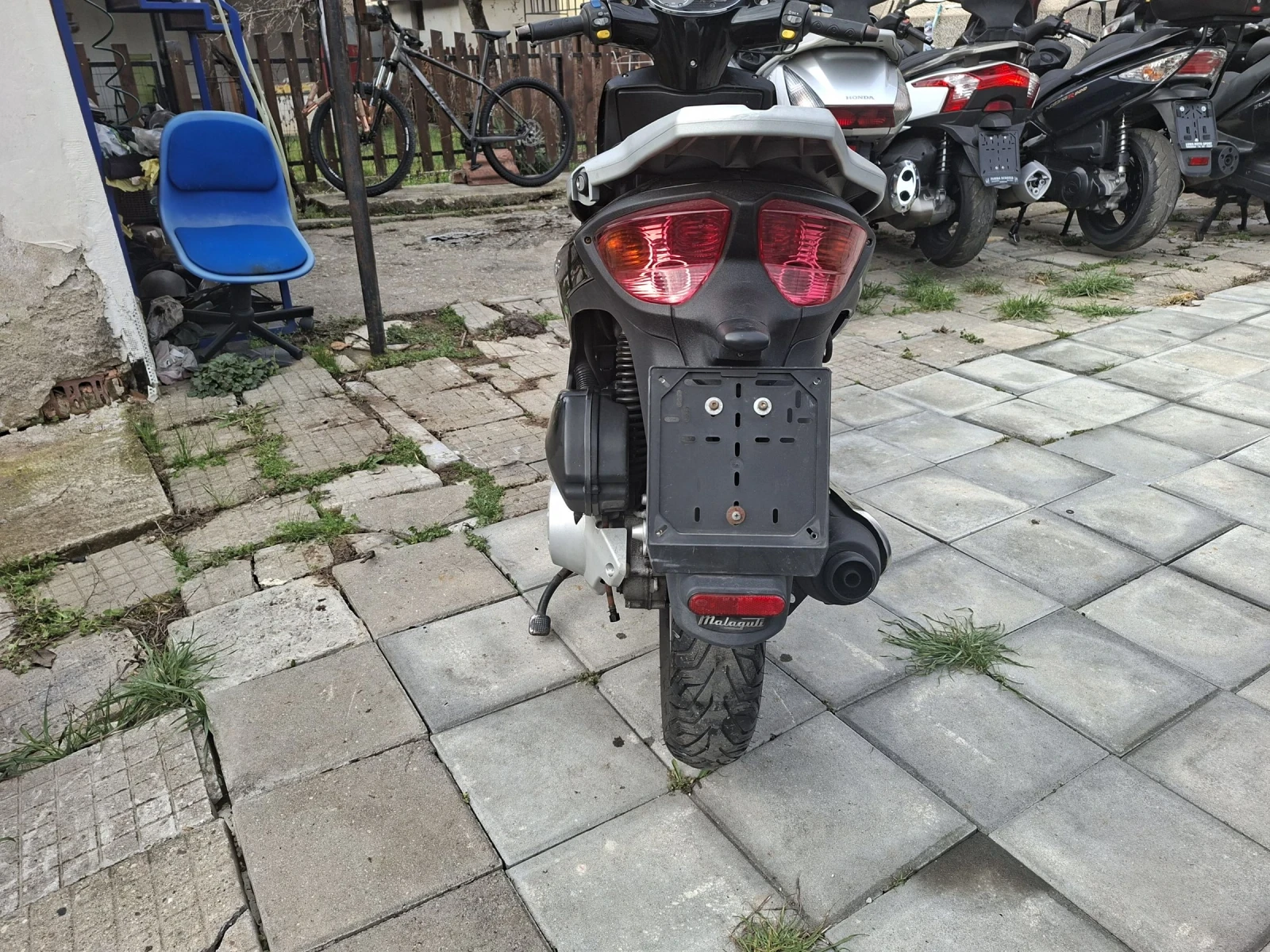 Malaguti Centro 160ie много лек пъргав и наи вече икономичен, снимка 11 - Мотоциклети и мототехника - 53977139