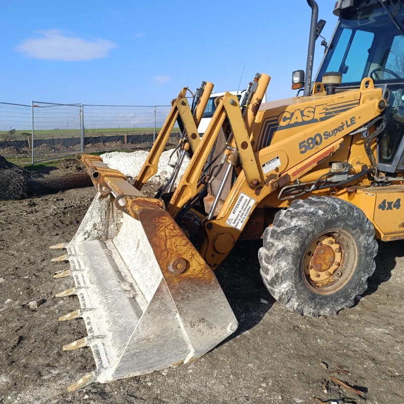 Багер Case 580SLE, снимка 11 - Индустриална техника - 53012004