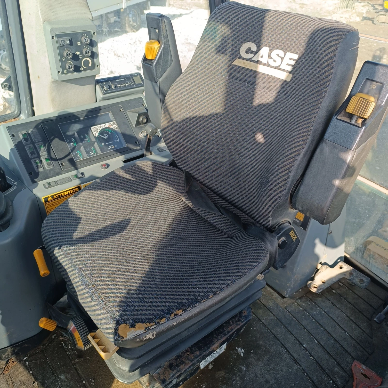 Багер Case 580SLE - изображение 5