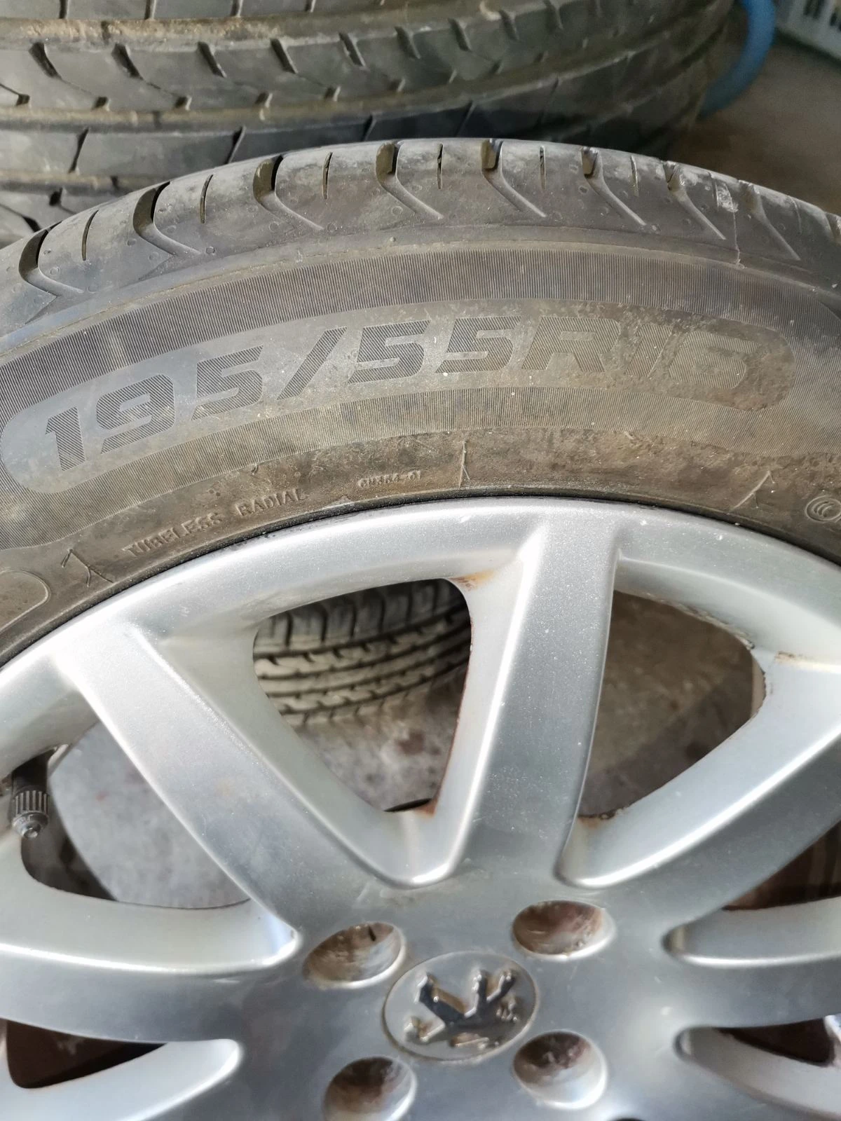 Гуми с джанти Haida 195/55R16, снимка 2 - Гуми и джанти - 54398994