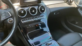 Mercedes-Benz C 300, снимка 9