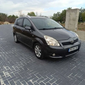 Toyota Corolla verso 2.2, снимка 1