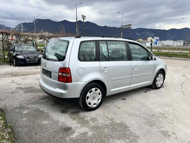 VW Touran 1.9TDI 6скорости Италия, снимка 5 - Автомобили и джипове - 44745862