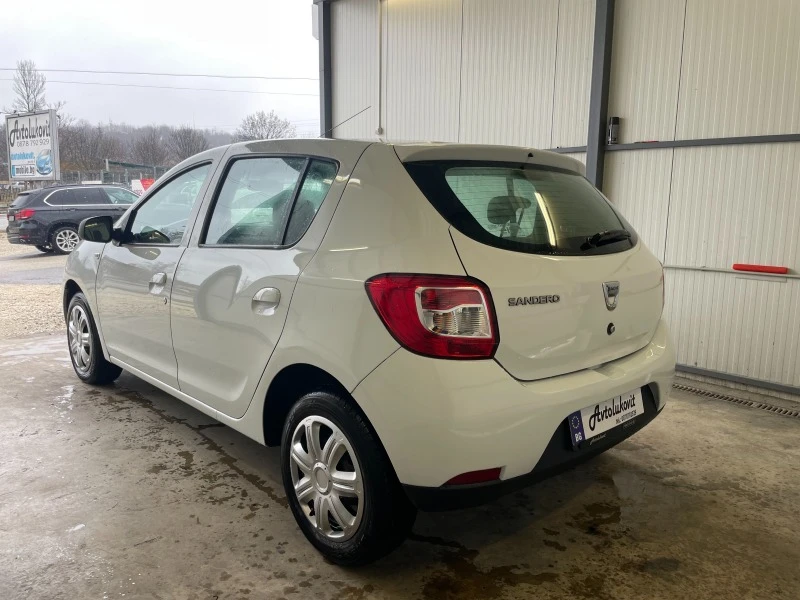 Dacia Sandero 1.5 DCI, снимка 6 - Автомобили и джипове - 46097368