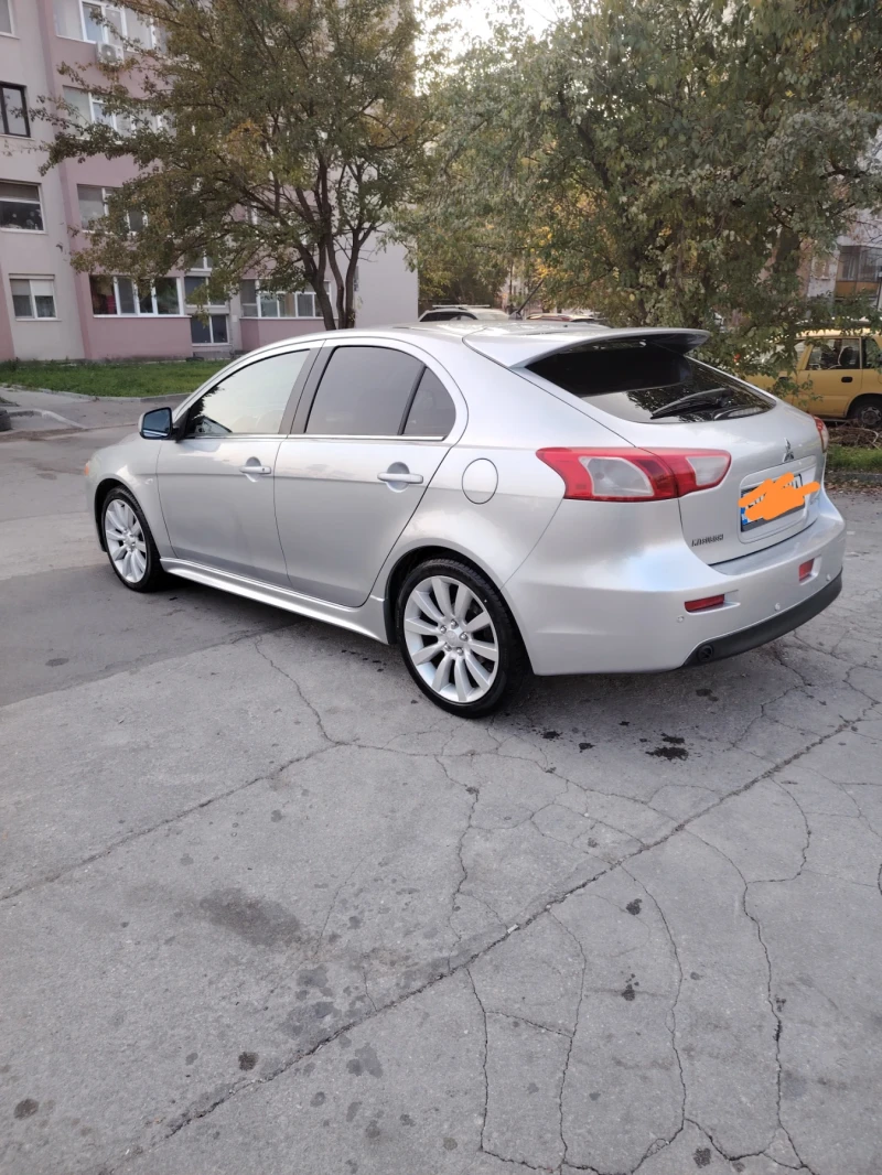 Mitsubishi Lancer 1, 8, снимка 4 - Автомобили и джипове - 47763541