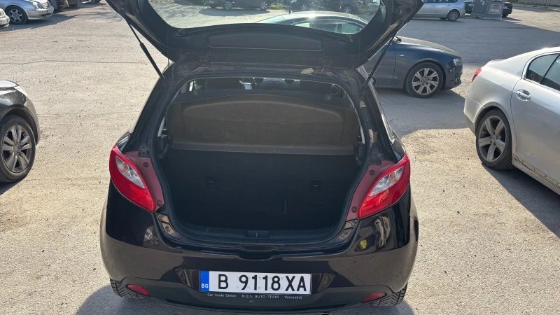 Mazda 2 Facelift, снимка 7 - Автомобили и джипове - 48348155