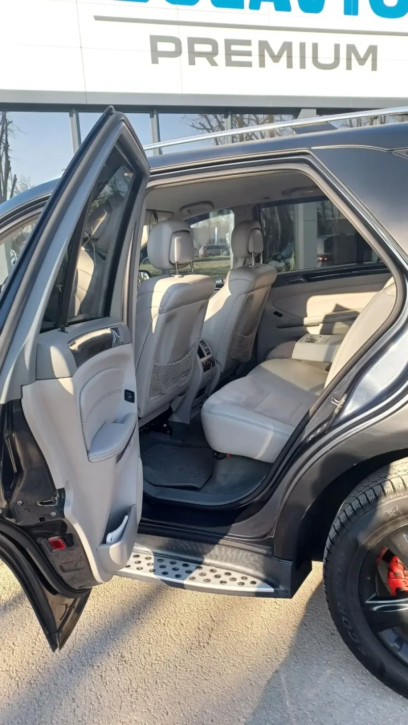 Mercedes-Benz ML 350 3.5CDI 7gtronic, снимка 13 - Автомобили и джипове - 49587337