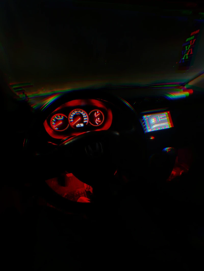 Honda Civic 1.7, снимка 9 - Автомобили и джипове - 52066584