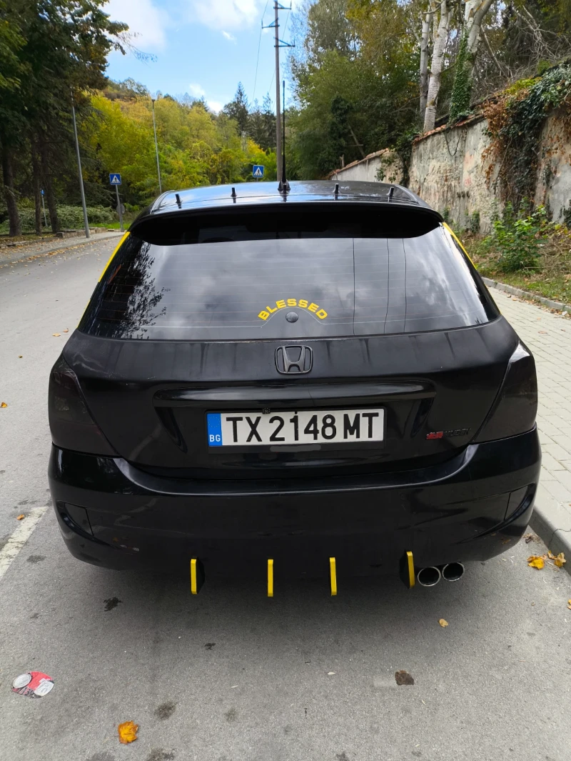 Honda Civic 1.7, снимка 4 - Автомобили и джипове - 52066584