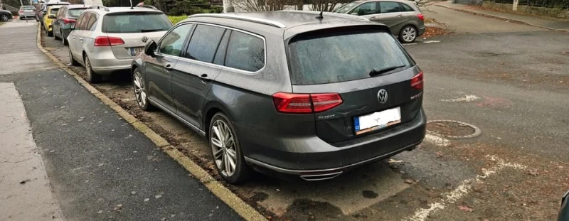 VW Passat 2.0 TDI Digital 4Motion Highline 360, снимка 3 - Автомобили и джипове - 53172415