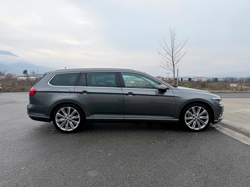 VW Passat 2.0 TDI Digital 4Motion Highline 360, снимка 4 - Автомобили и джипове - 53172415