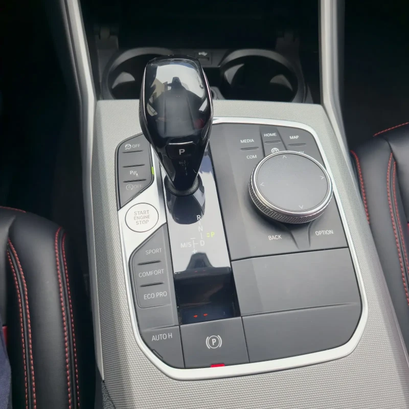 BMW 320, снимка 13 - Автомобили и джипове - 53476634